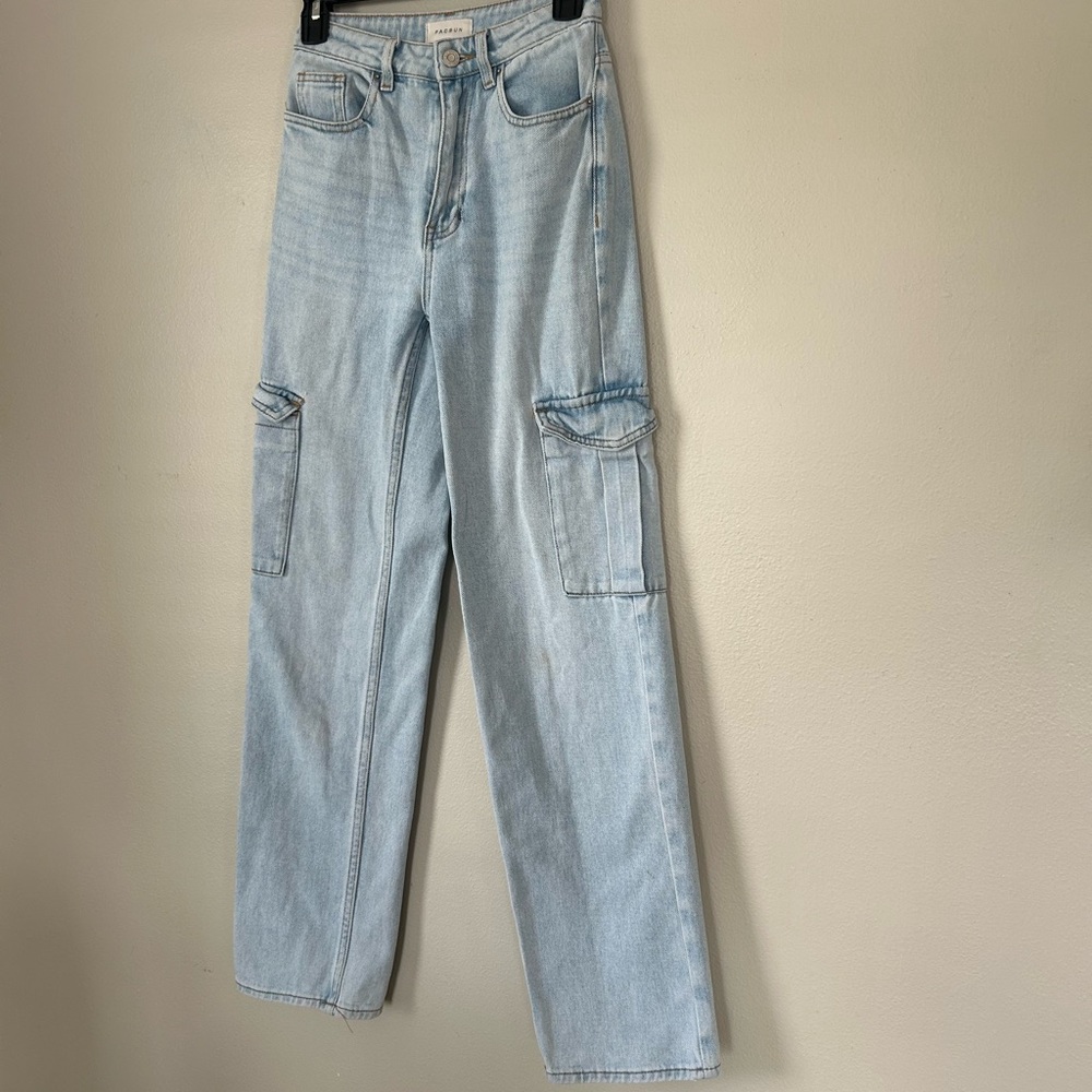 PacSun Light Blue 90’s Boyfriend Straight Leg Cargo jeans - Picture 2 of 8